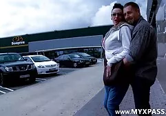 Filmer un changement caché pour être honnête avec film sexy chaud une fille aux gros seins