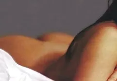Bonnie amour film sexy romantique suce deux grosses bites et lui donne