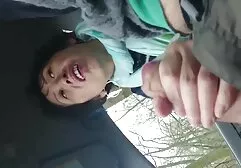 Mère bas bas culotte et vagin Branlette dans video sexe français streaming les escaliers