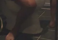 Doigts aux videos gratuites sexy cheveux blonds avec gode, gode et gode
