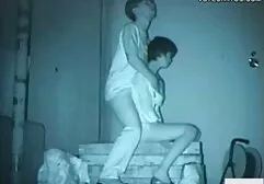 Gangbang provocateur gay sex video gratuit au milieu de la ville