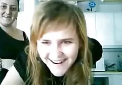Une jeune fille aide le voisin sexe x movie que les Yankees ont un orgasme