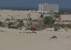 Les larves cornées qui film sexy arabie prennent deux bites dans le vagin doux.