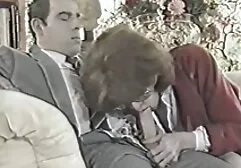 La sex brutal xxx triade veut soudoyer son mari.