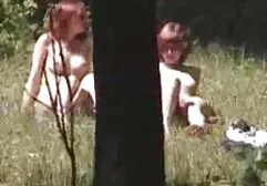 Un jeune étudiant a son cul près de hardcore sur le lit par la porte de sex porn tube film sa maison